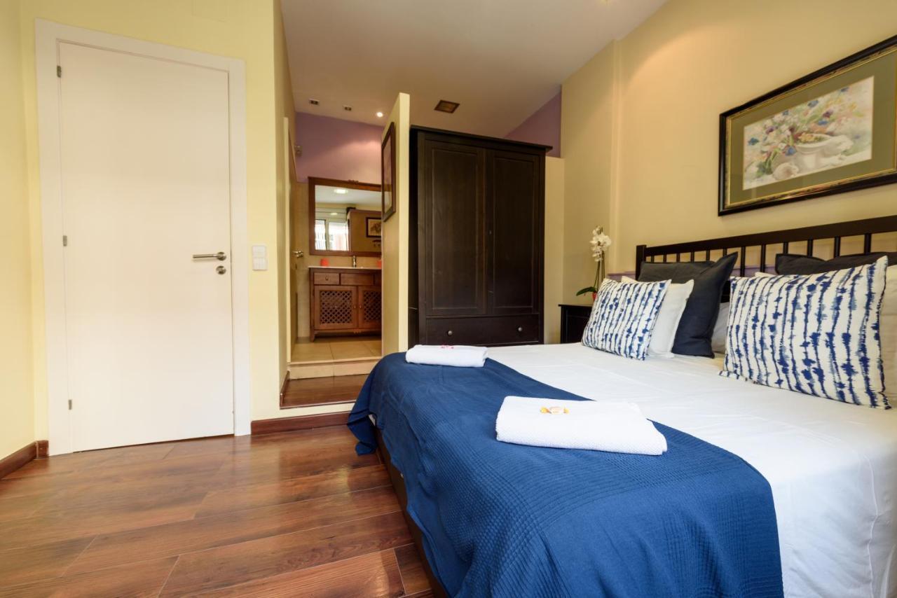 Apartment Ramblasrentals Design Renovated Ac Balcony10m Ramblas - Parking - Wifi Barcelona